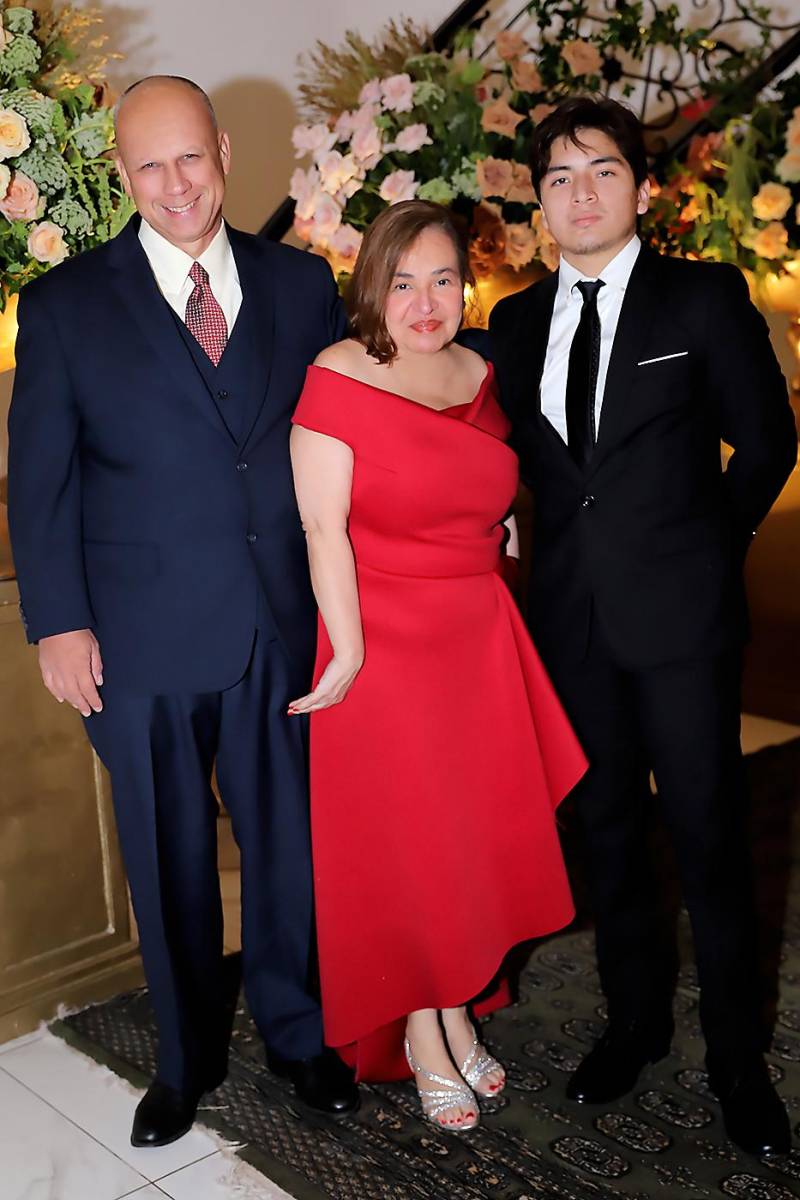 Así fue la boda de Próspero Castellanos y María Isabel Simón