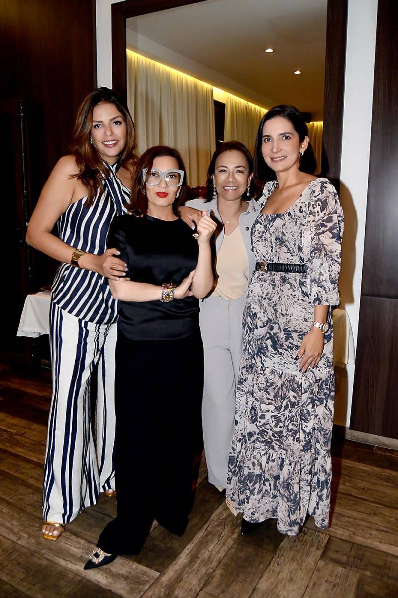 Carmen Danzilo, Blanca Bendeck, Melissa Callejas y Mónica Lama