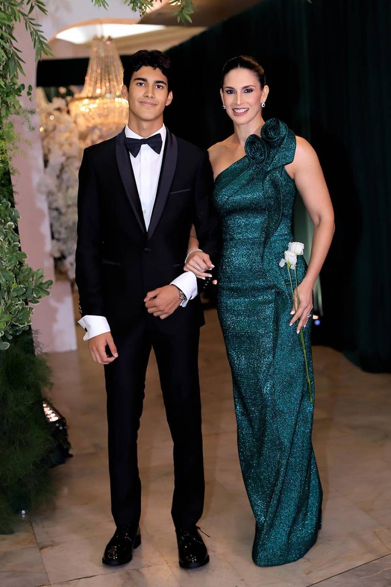 César y Leslie Henríquez.