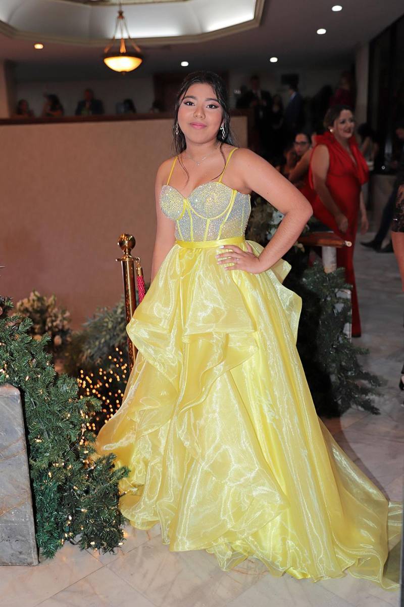 Looks de la prom 2024 del Instituto Sagrado Corazón