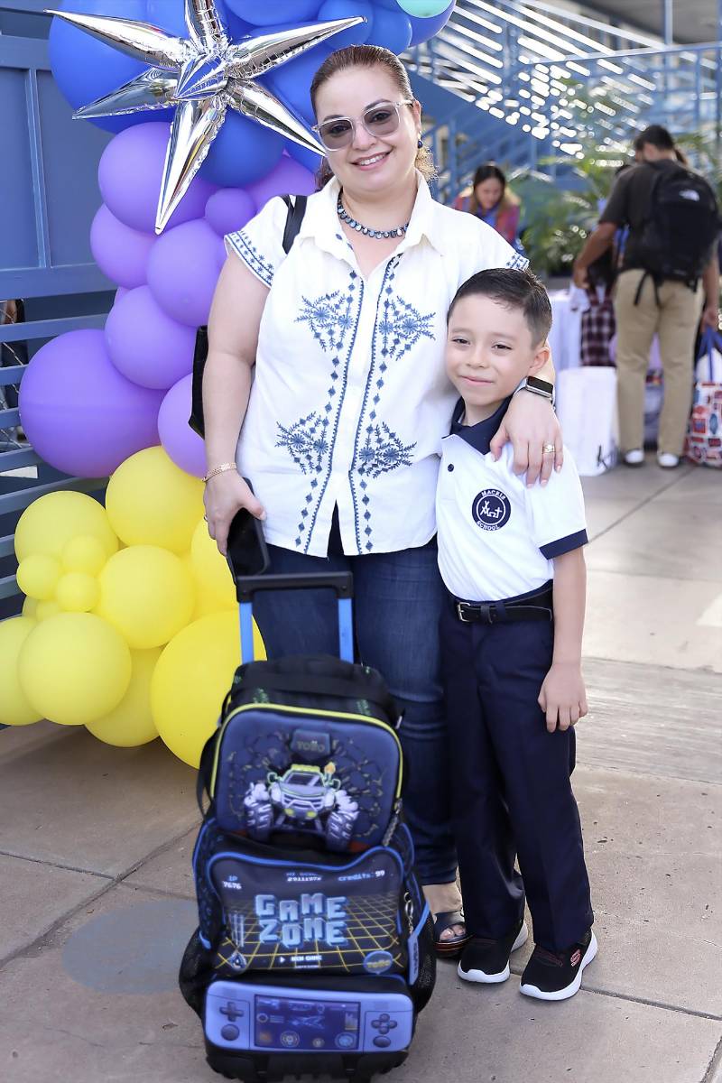 First Day of First Grade de Macris School