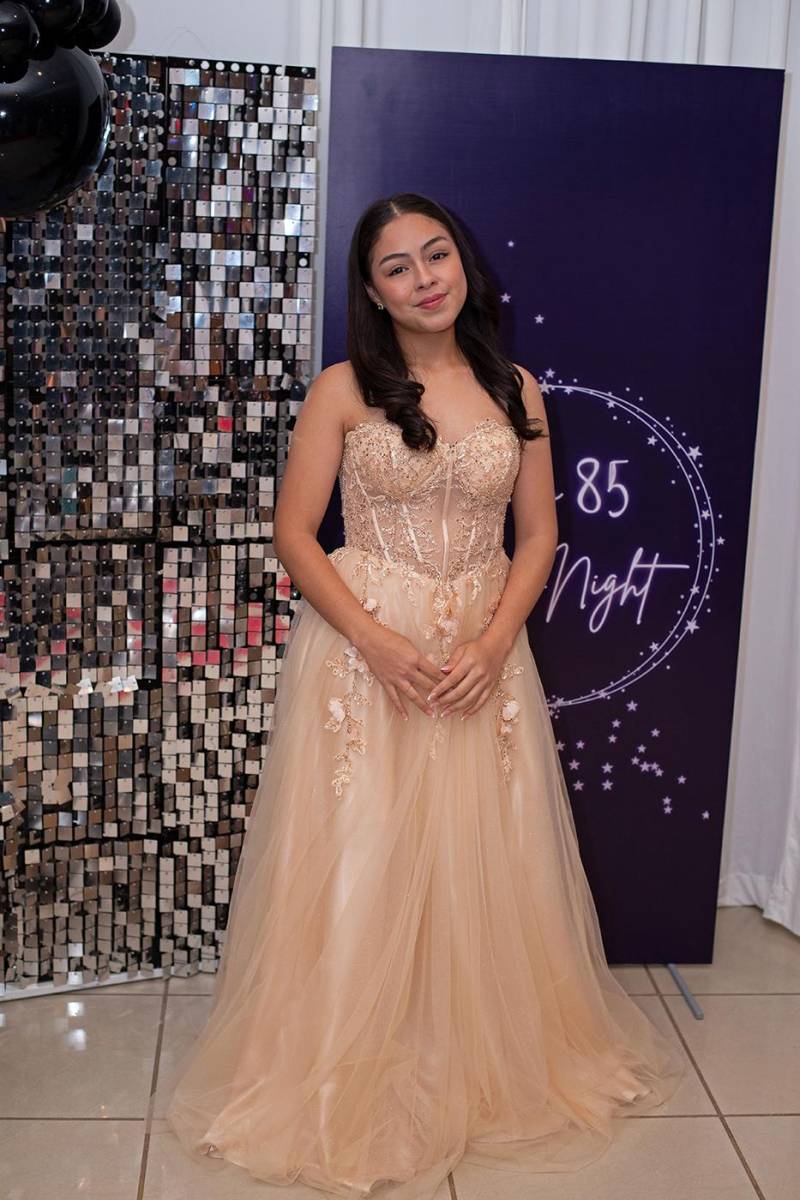 Looks de la prom 2024 del Instituto María Auxiliadora