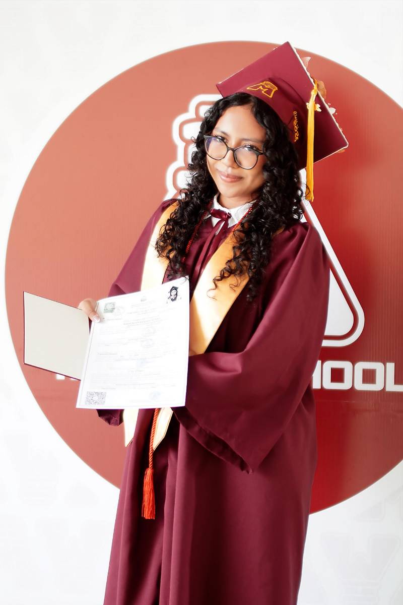Graduación de los seniors 2026 de Mayan School