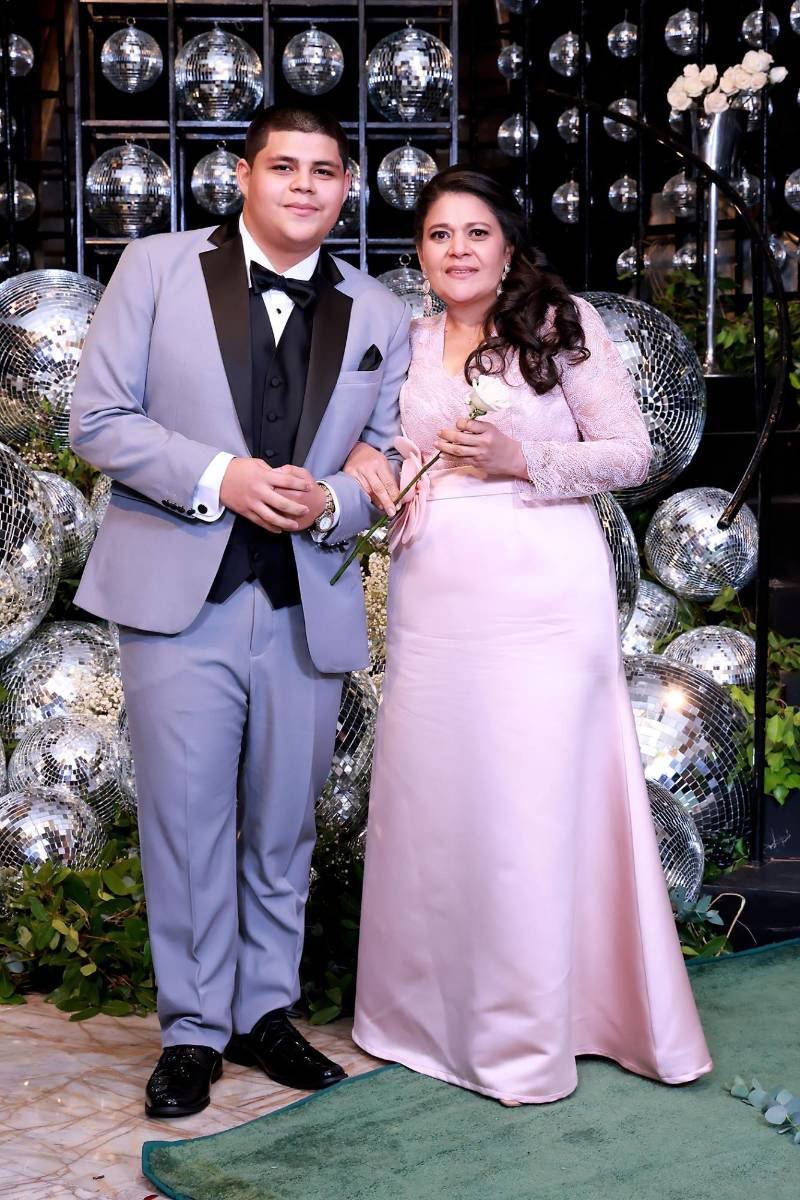 Hardel Ortiz y Karla Izaguirre