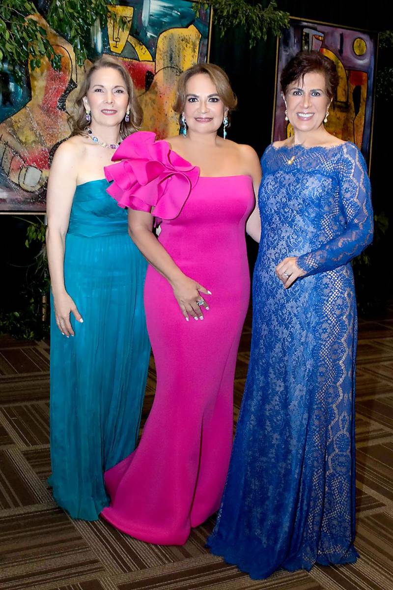 Ana Clemencia Arguello, María Elena Sikaffy y Carmen Larach