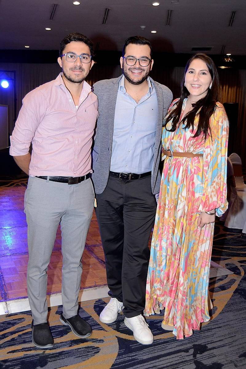 Jesús Jaar, Gabriel Ortez y Ana Lucía Castro.