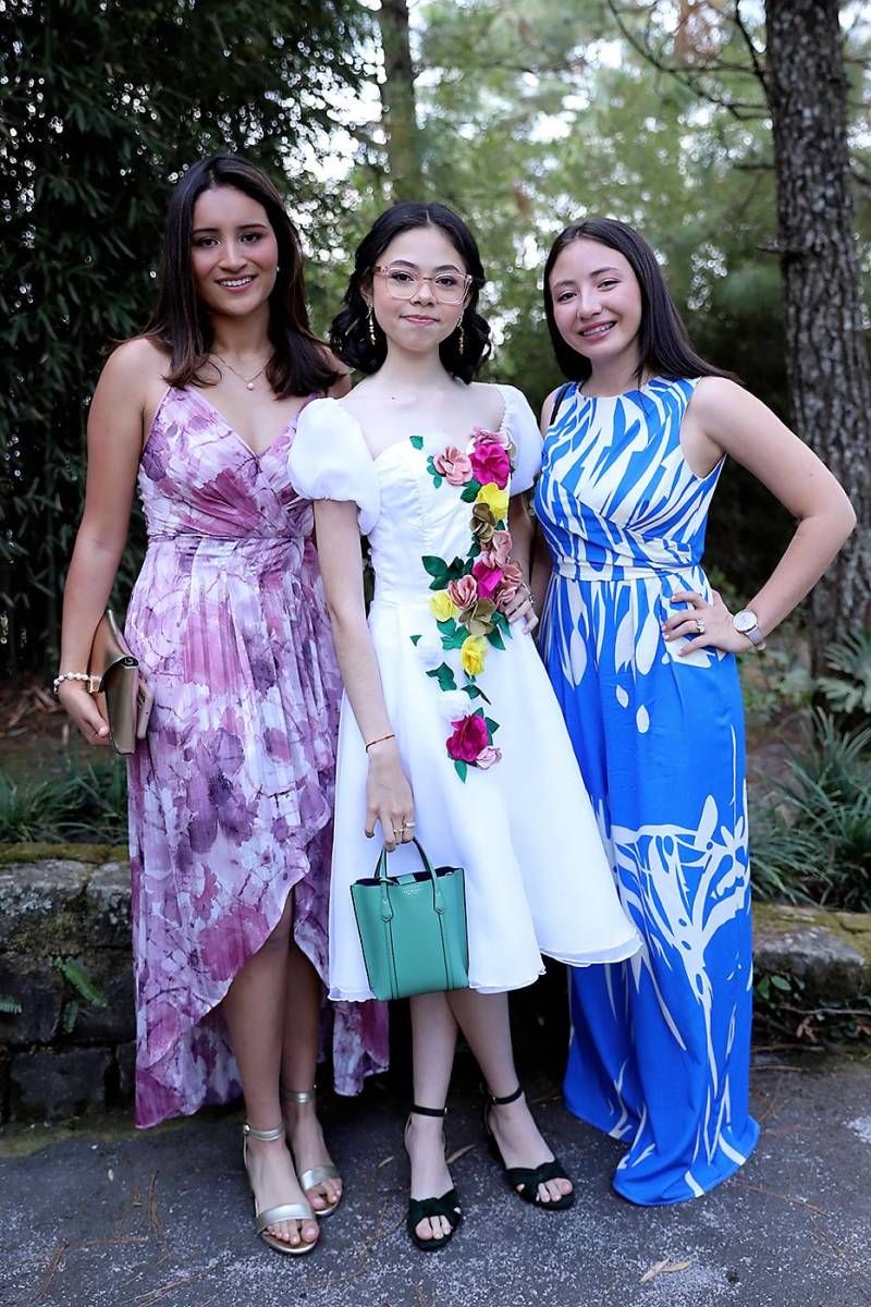 Andrea Elvir, Mía Girón y Juliette Matamoros