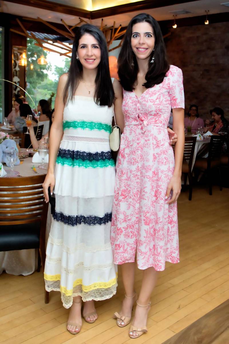 Valeria y Andrea Monterroso.