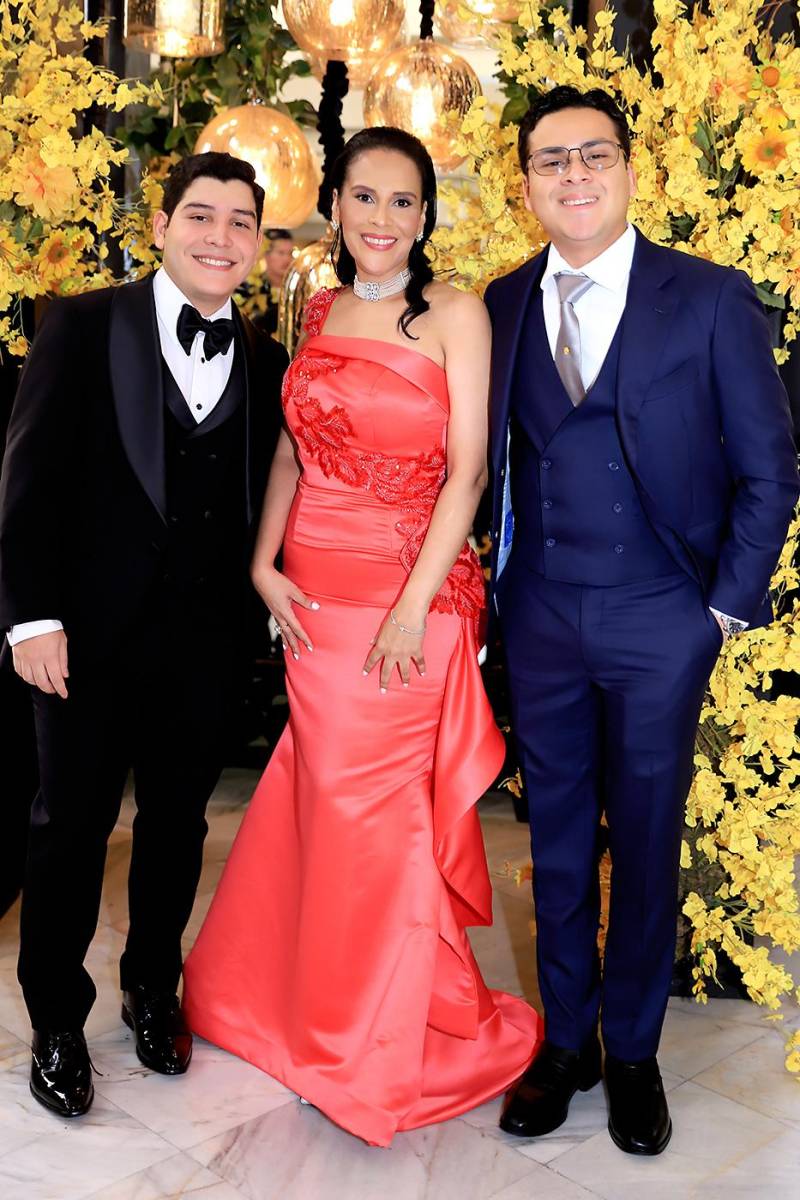 Invitados a la prom 2025 de la International School of Tegucigalpa