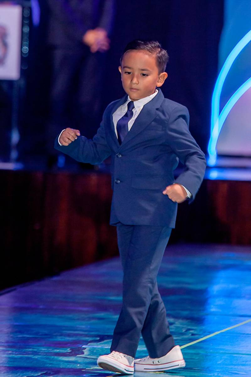 Senior Fashion Show 2026 de la Escuela Internacional Sampedrana, parte 3