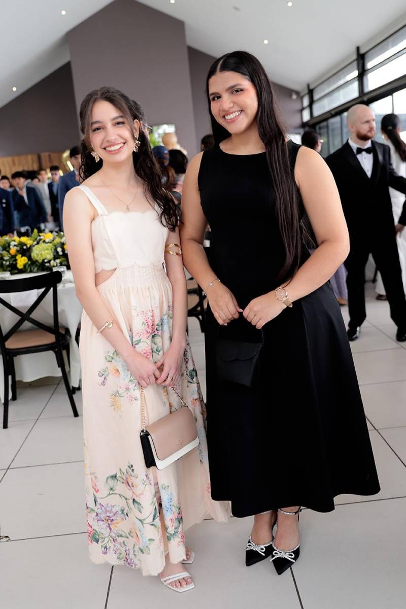 Alessandra Castillo y María José Sierra.