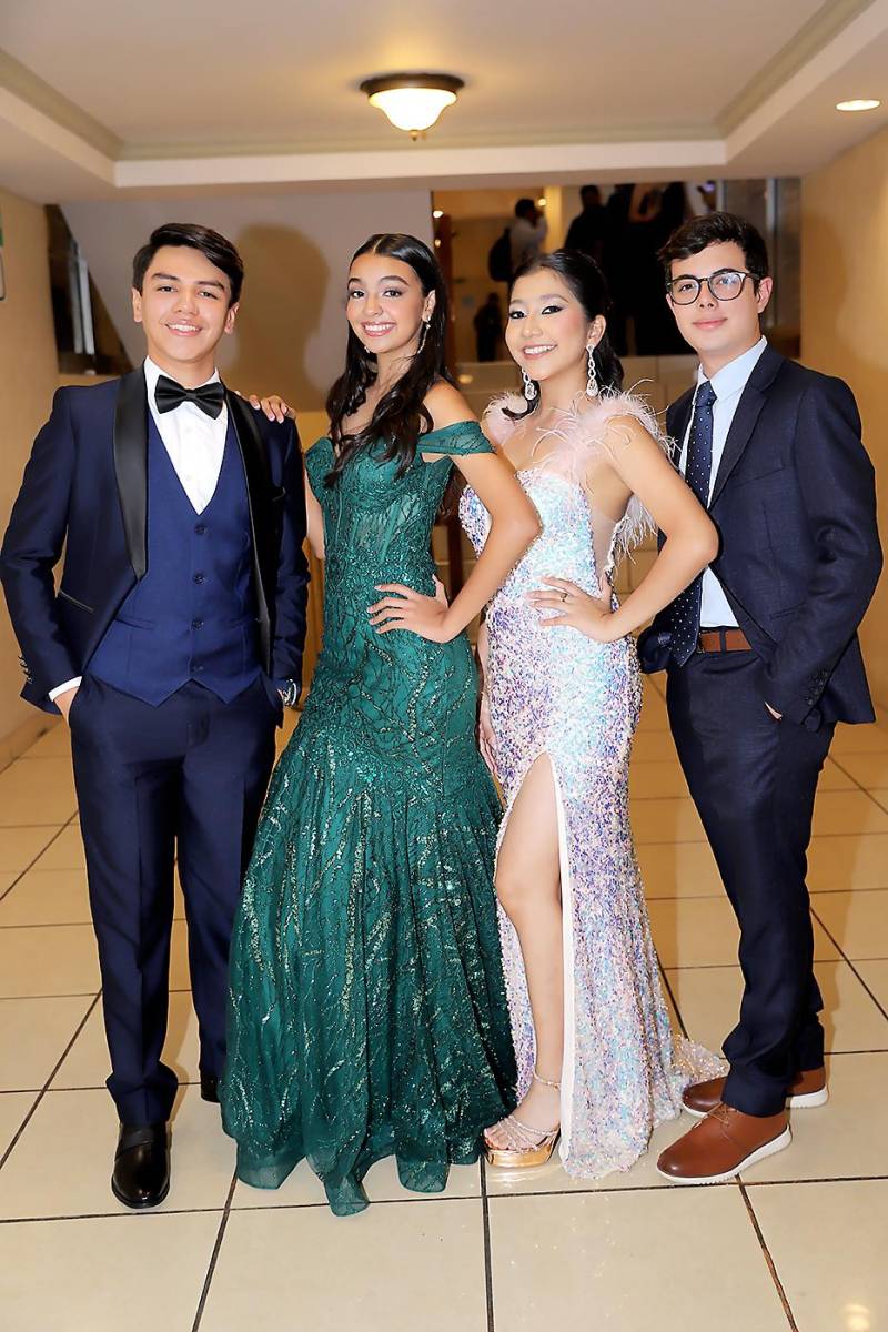 Fiesta de la prom 2024 de Mayan School
