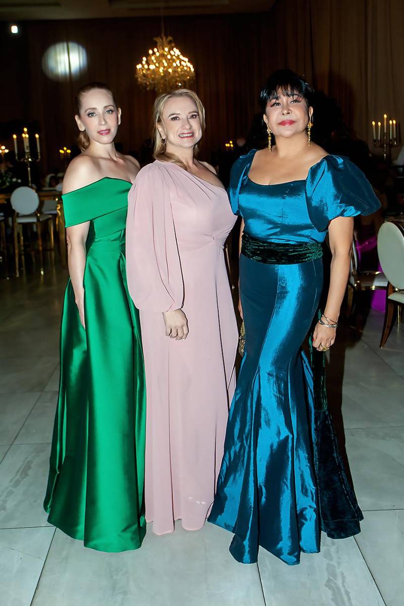 Jeannethe Enamorado, Ana Becerra y Katy Lagos