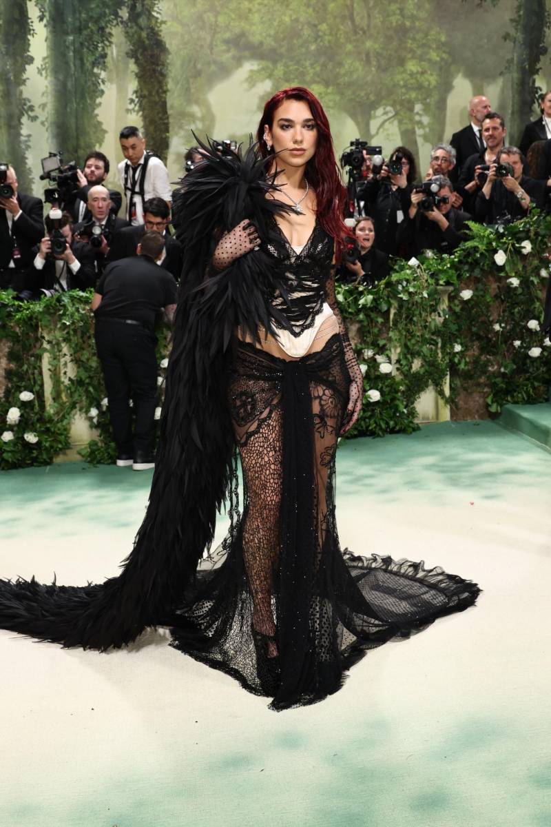 Dua Lipa.