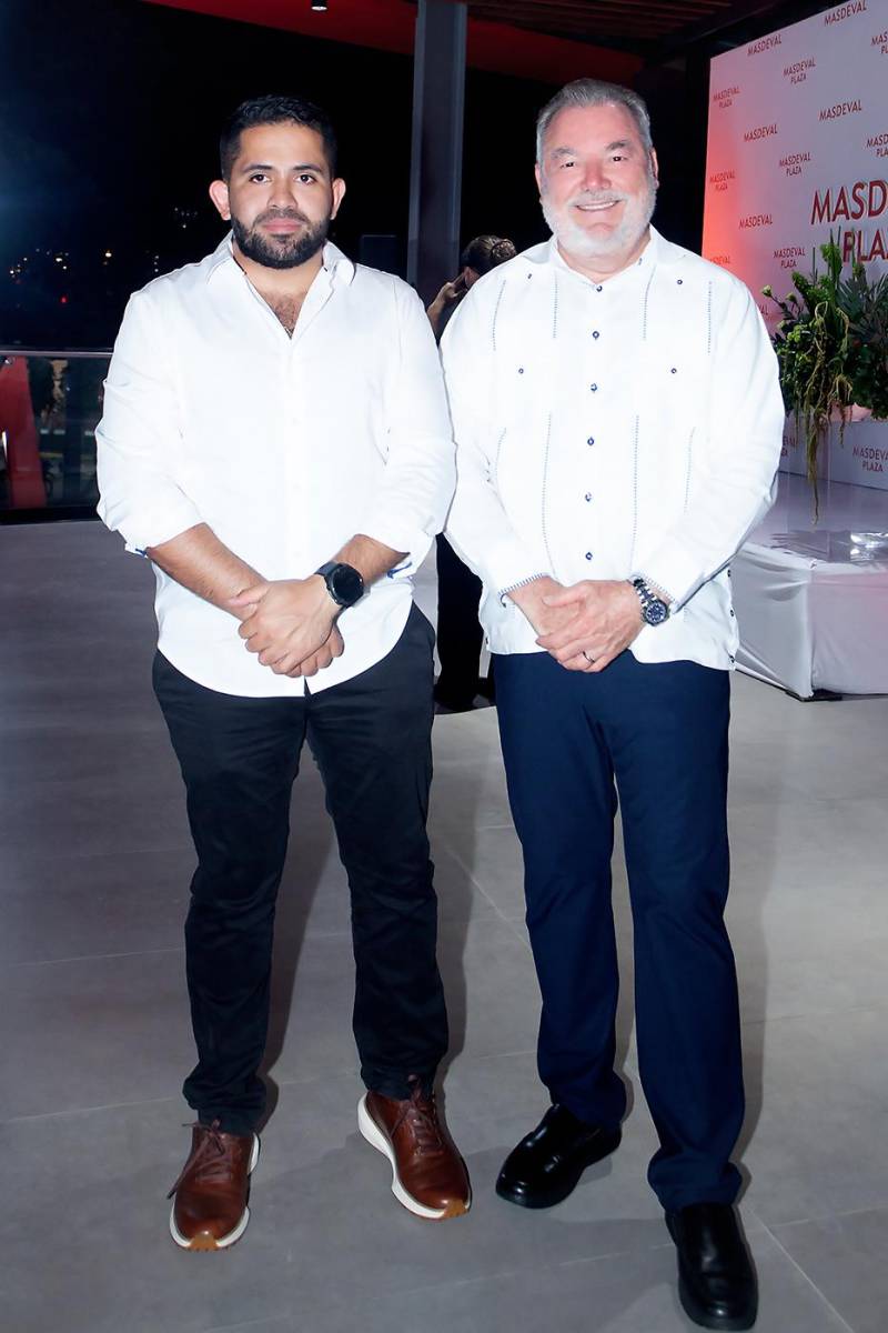 Luis Beltran y Roberto Contereras, alcalde de San Pedro Sula.