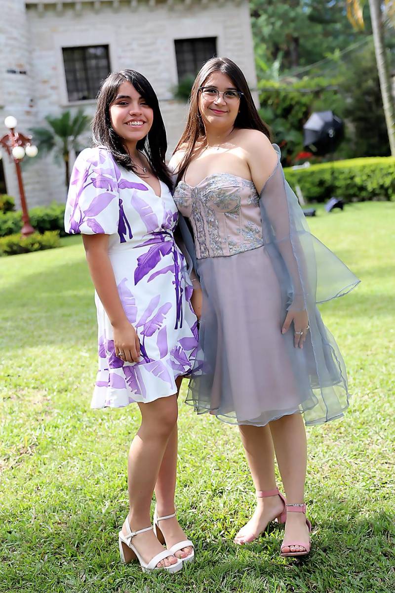 Maria Fernanda Rodriguez y Andrea Barnica