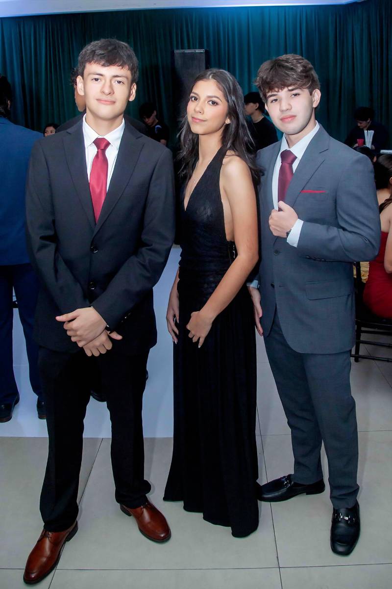 David Trochez, Jimena Izaguirre y Andrés Rivera.