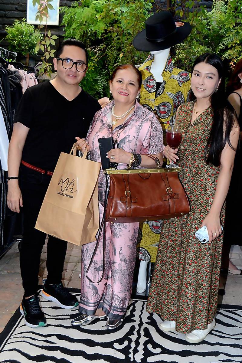 Miguel Chong, Carolina Carías y Jacqueline Aguilera