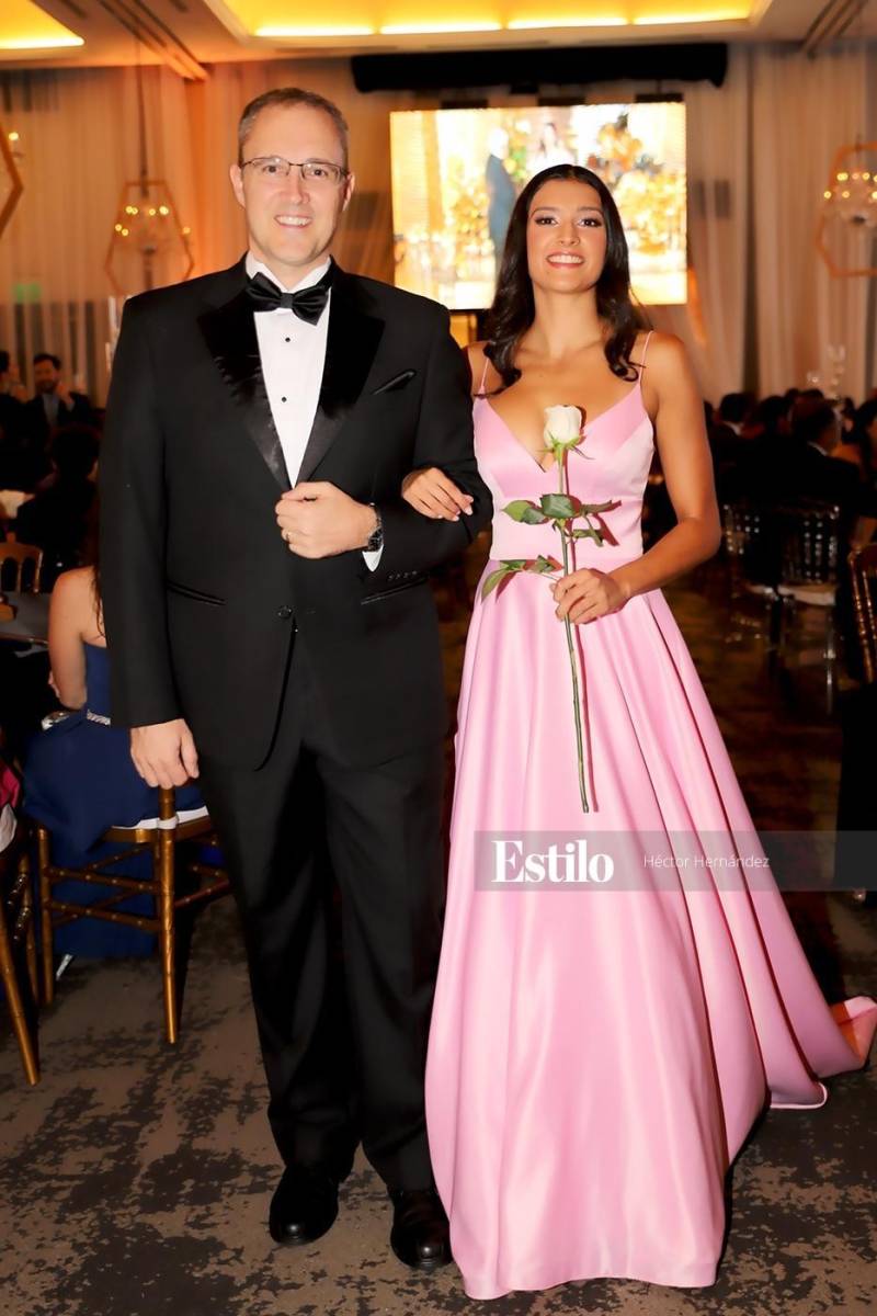 Mathew Baril y Amari Delima-Baril