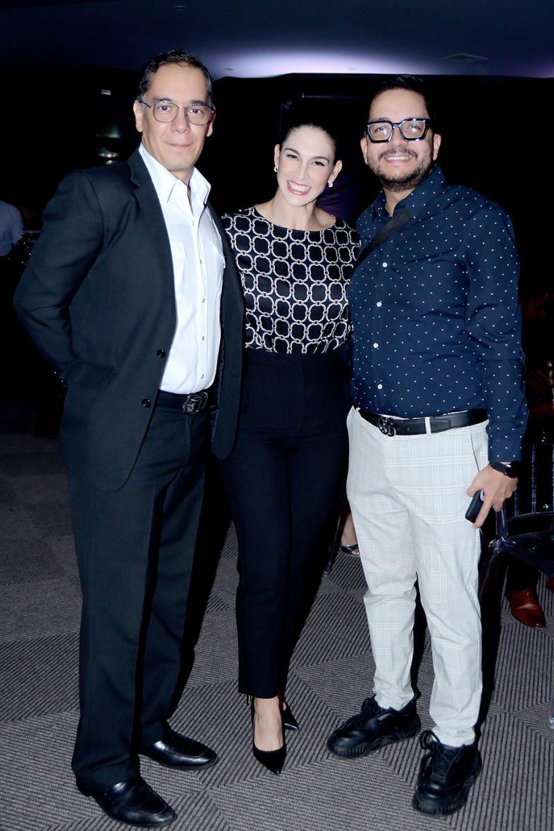 Elías Chahín, Leslie Paredes y Enrique Guzmán.