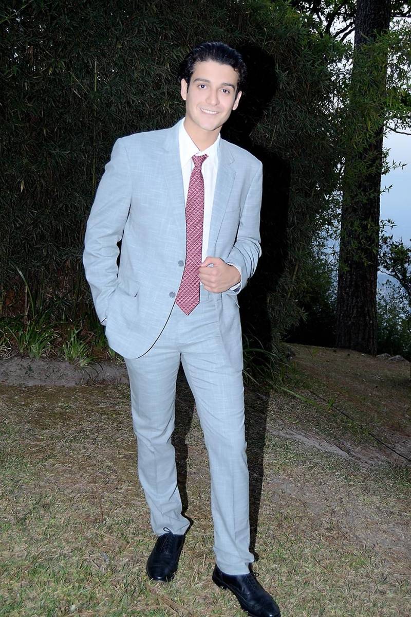Mateo Deras.