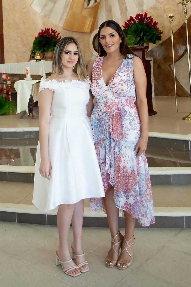 Antonella Betancourt y Carmen Dánzilo.