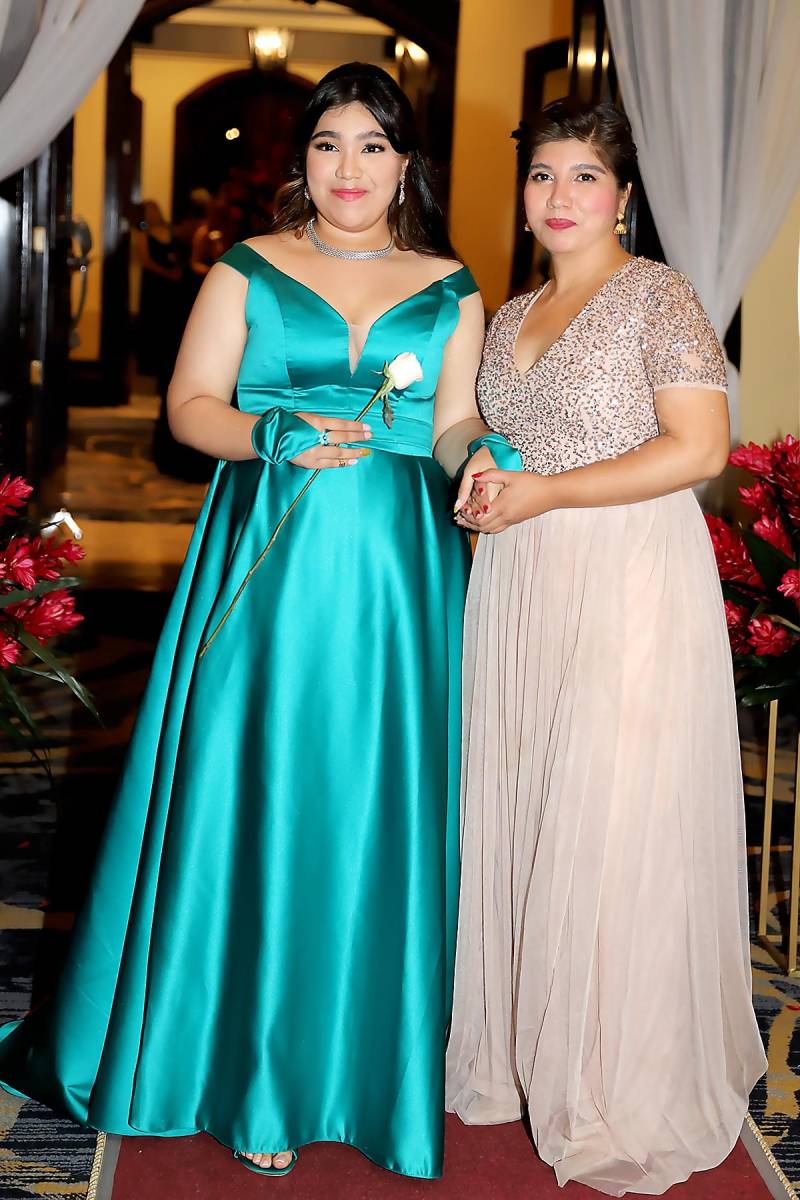 Maria Cruz y Yeny Hernández 