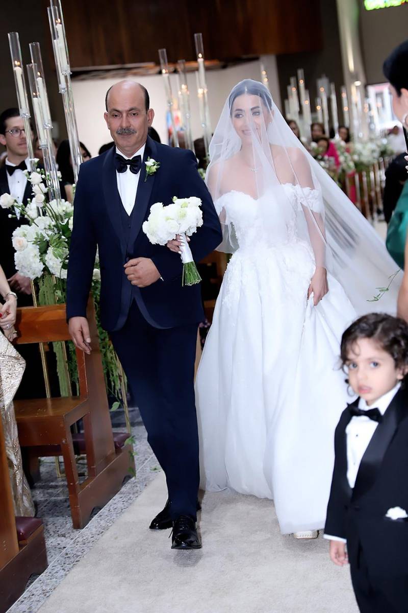 El “sí, acepto” de Victoria Khury y Víctor Kafati