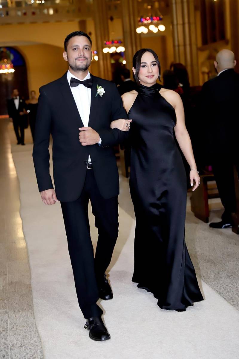 Gabriel Chávez y Reina Ardon Rivera 