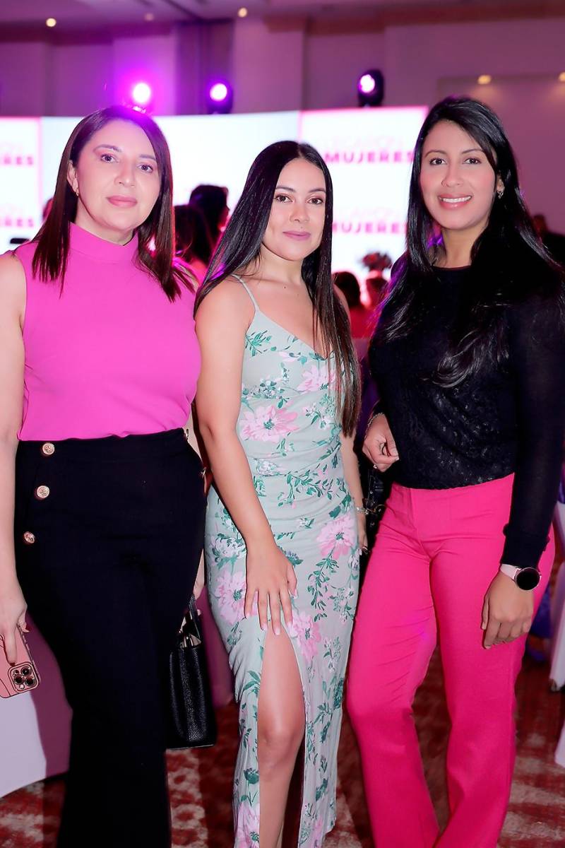 Presentación del programa “Llegaron las Mujeres”