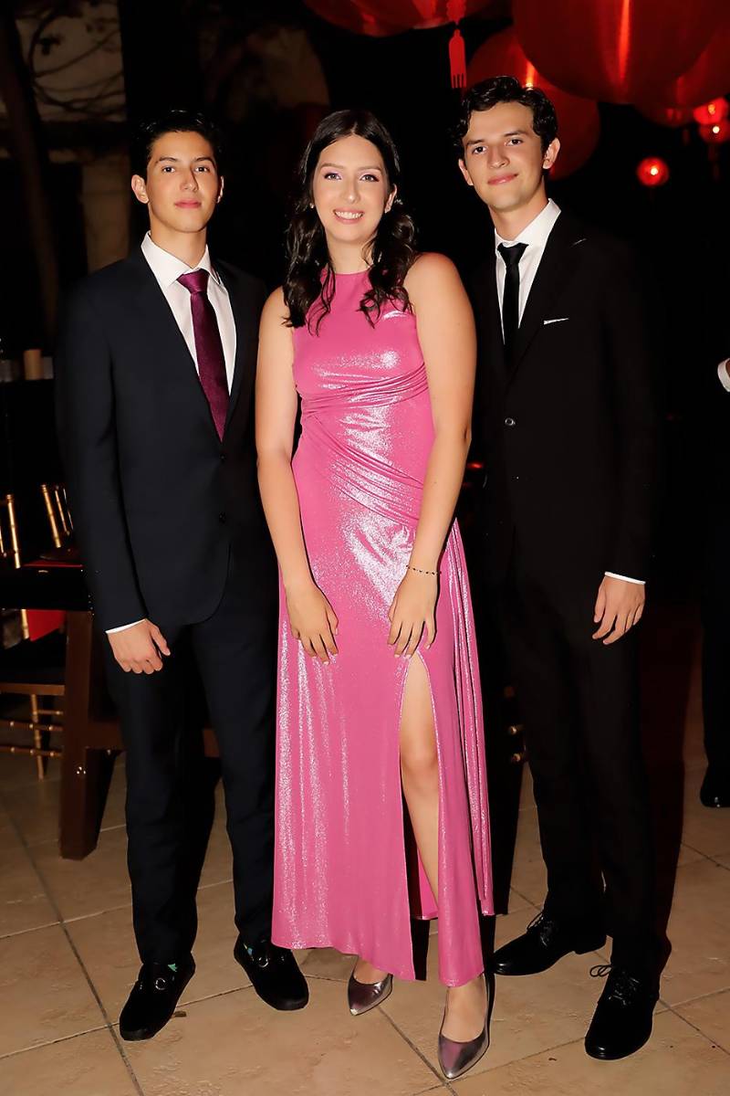 Senior Dinner 2023 de la Escuela Americana