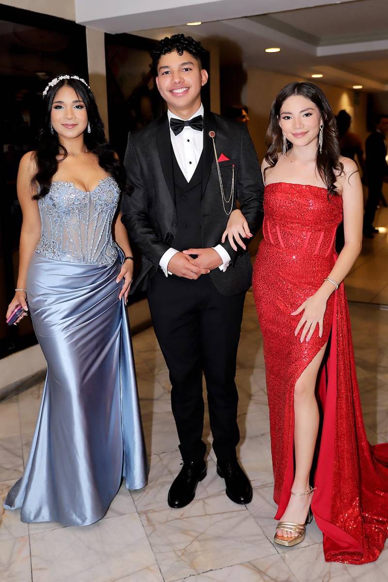 Fiesta de la prom 2024 de Mayan School