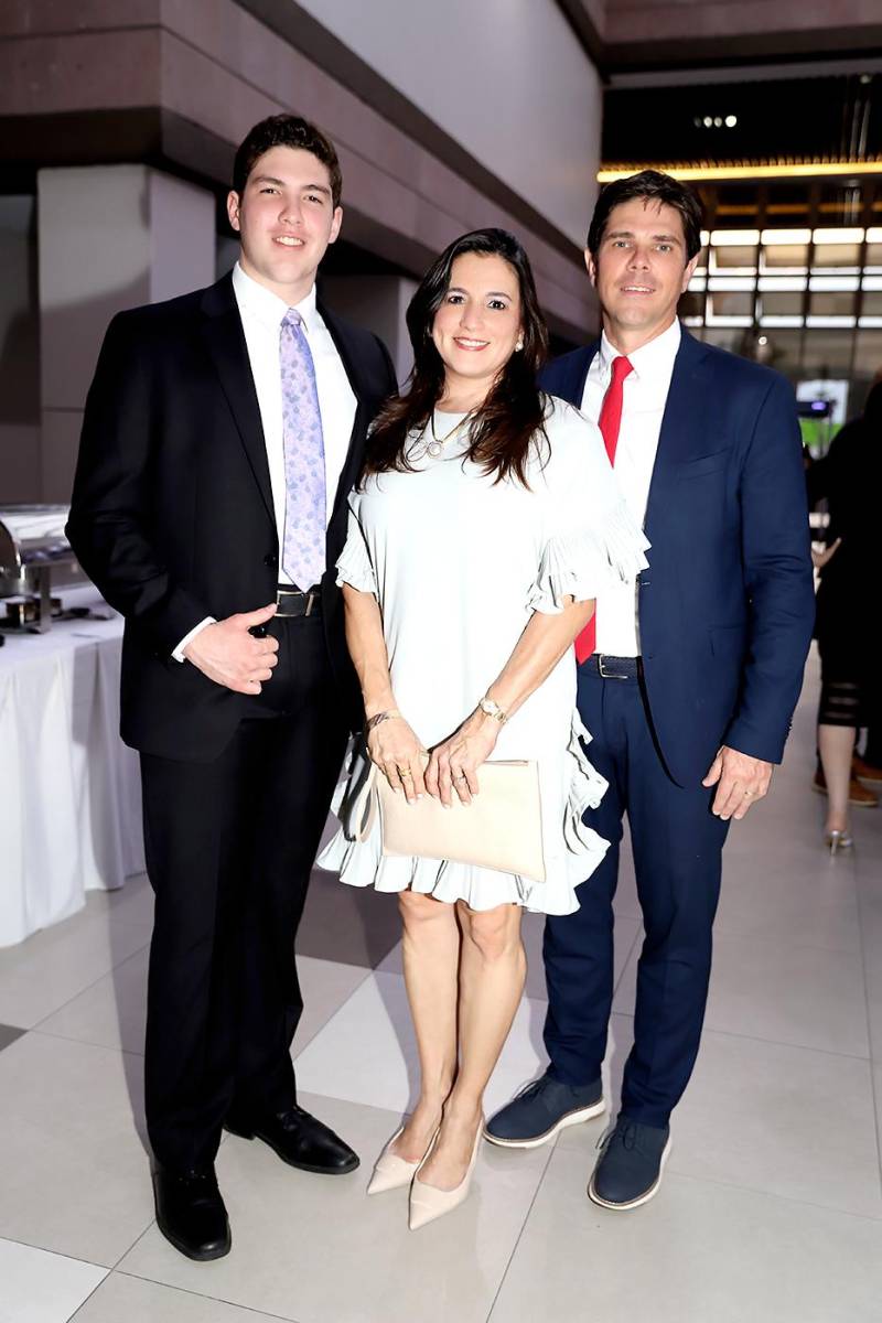Macris School celebra su 40 aniversario con una gala cultural