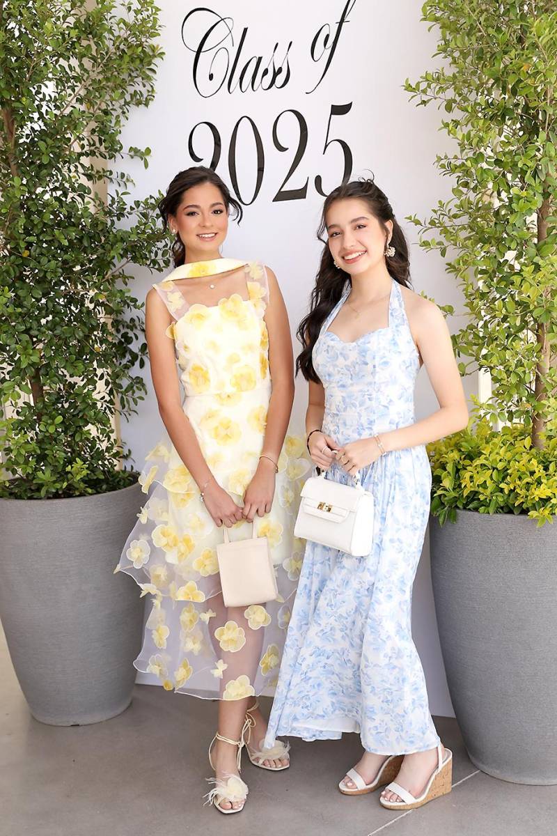 Daniela Benítez y Alessandra Castillo.
