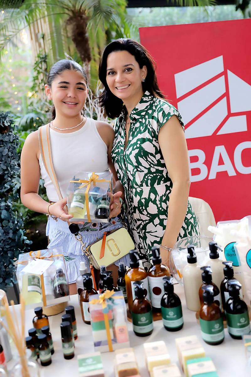 Natalia Molina y Blanca Arjeñal de The Botanist Living. 