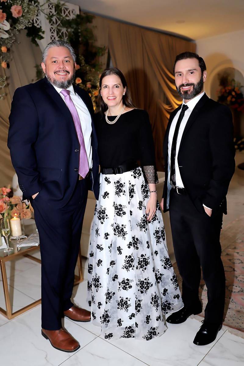 Así fue la boda de Próspero Castellanos y María Isabel Simón