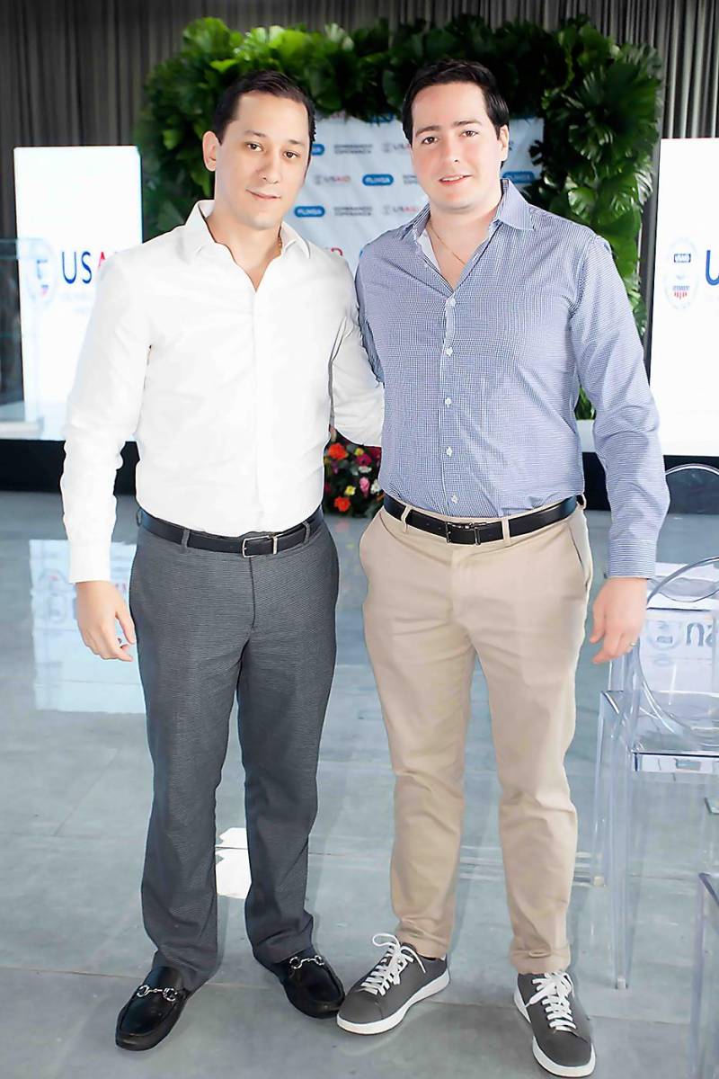 Carlos Mendoza y Harry Panting.