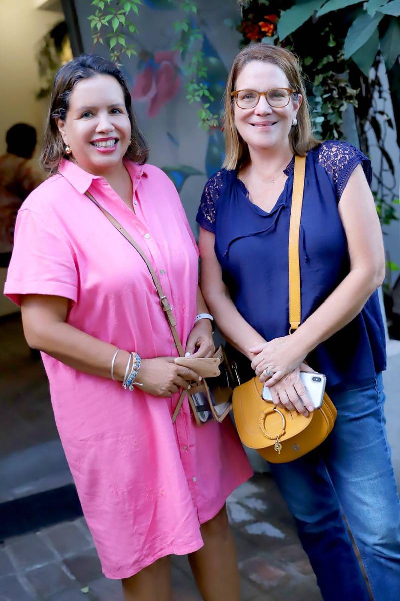 Patty Pizarro y Lorena Midence