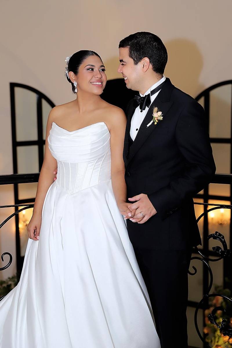 Así fue la boda de Próspero Castellanos y María Isabel Simón