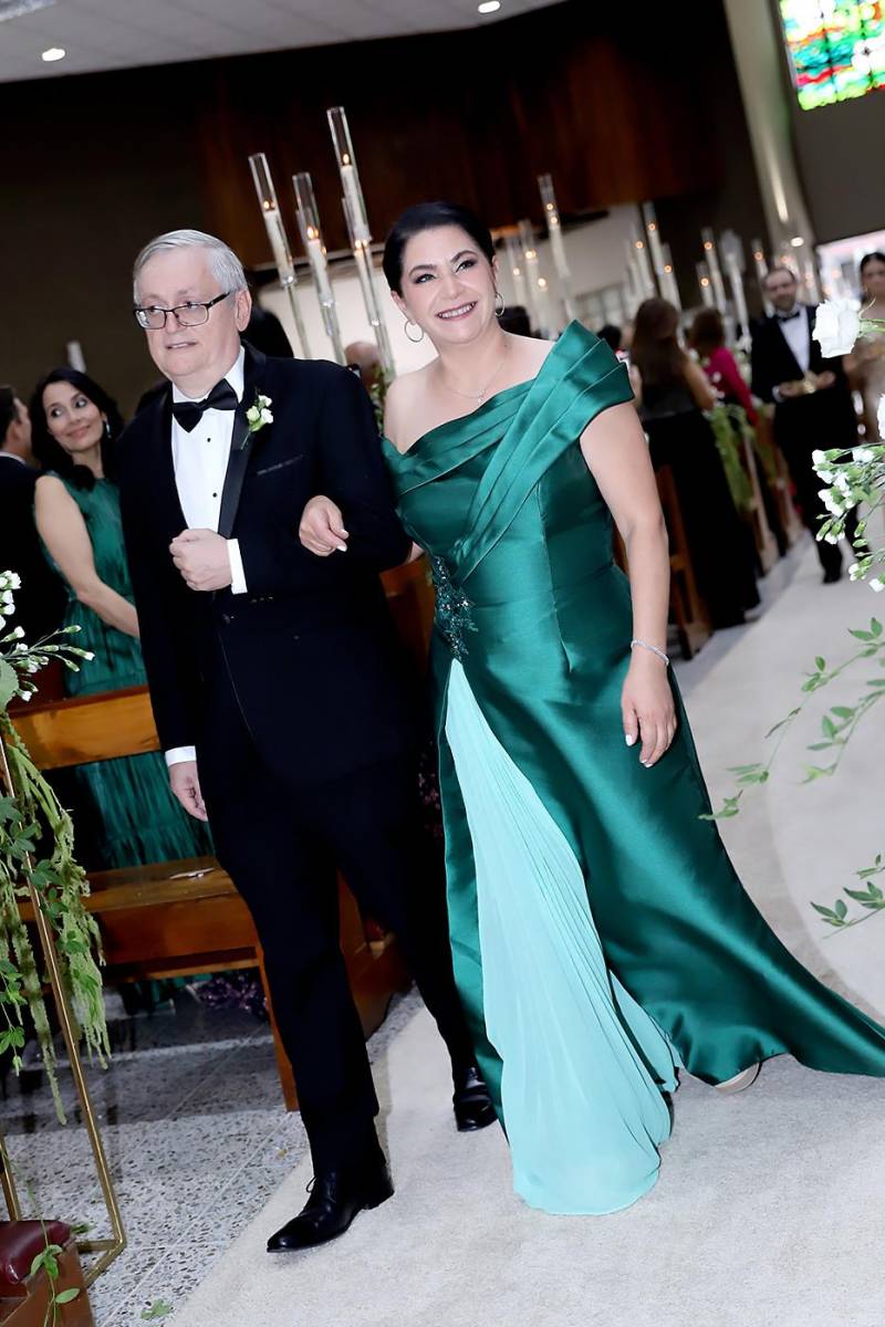 El “sí, acepto” de Victoria Khury y Víctor Kafati