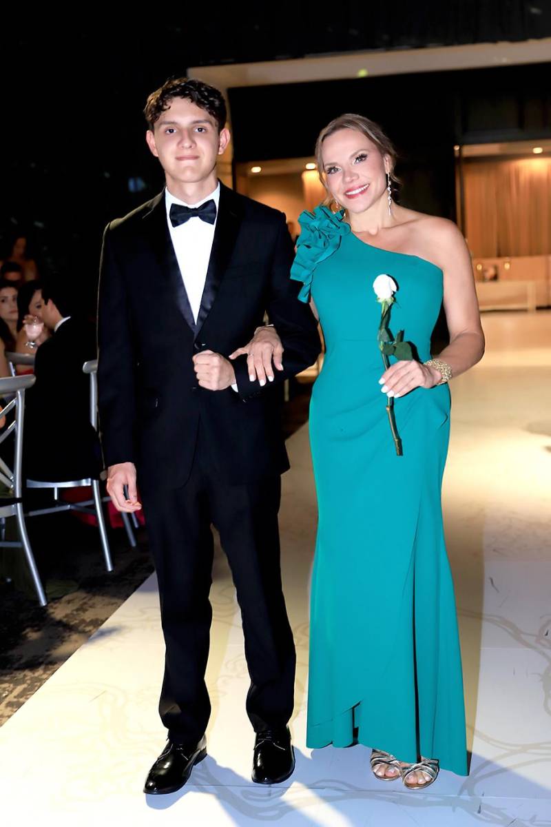 Diego Maradiaga y Cathy Vega.