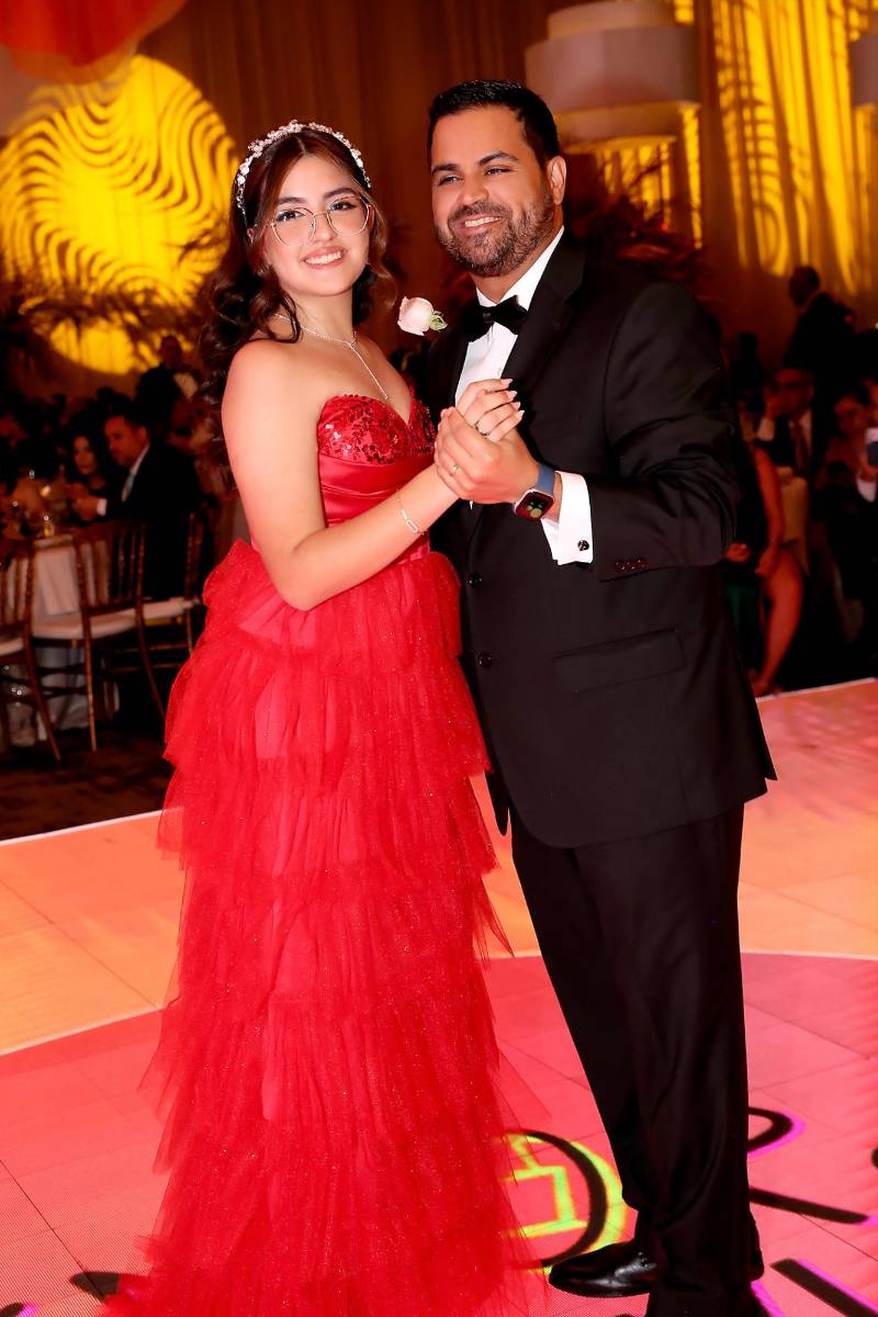 Grazzia Lacayo y su padre Andres Lacayo.