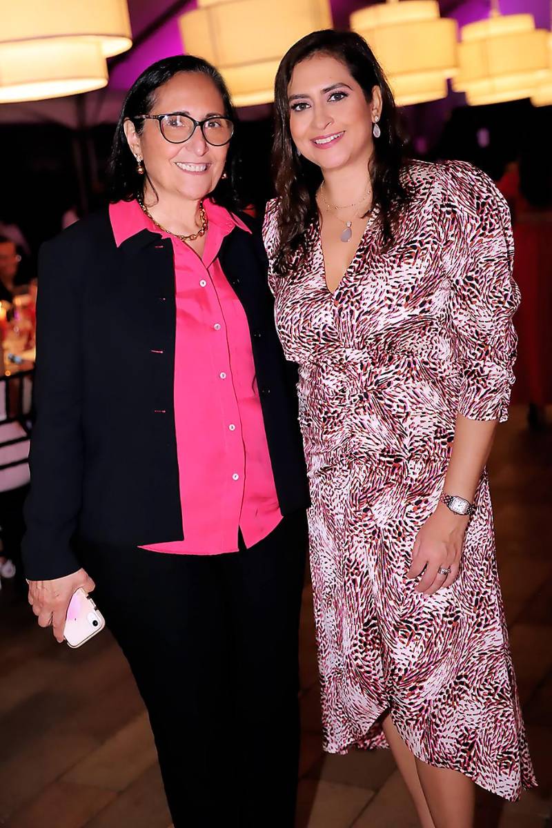 Munda Abedrabbo y Valeria Rios 