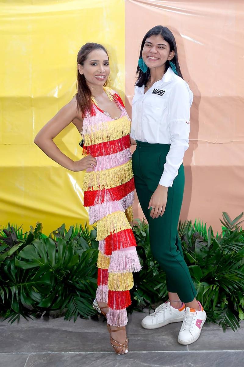 Zevieta Bautista y Martha Meza.