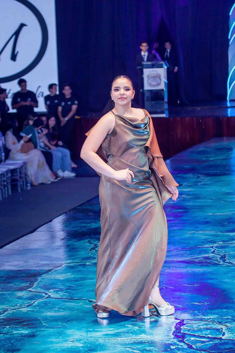 Senior Fashion Show 2026 de la Escuela Internacional Sampedrana, parte 3
