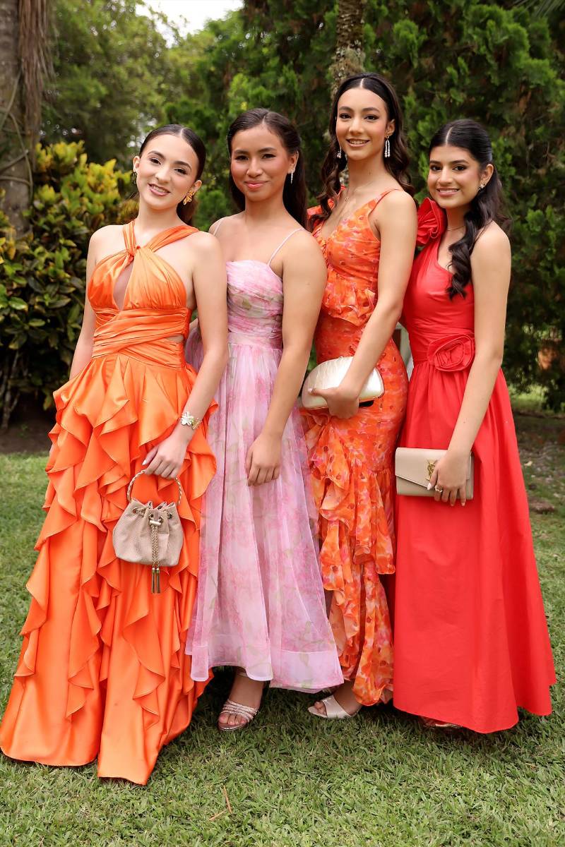 Leslie Paredes , Kaori López , Marion Mejía y Sylvanna Trochez