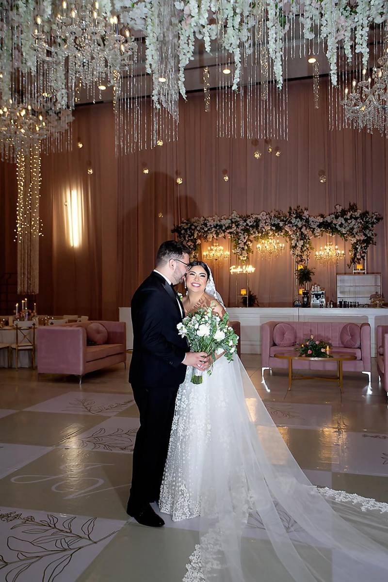 Víctor Valdés y Jackeline Del Arca.