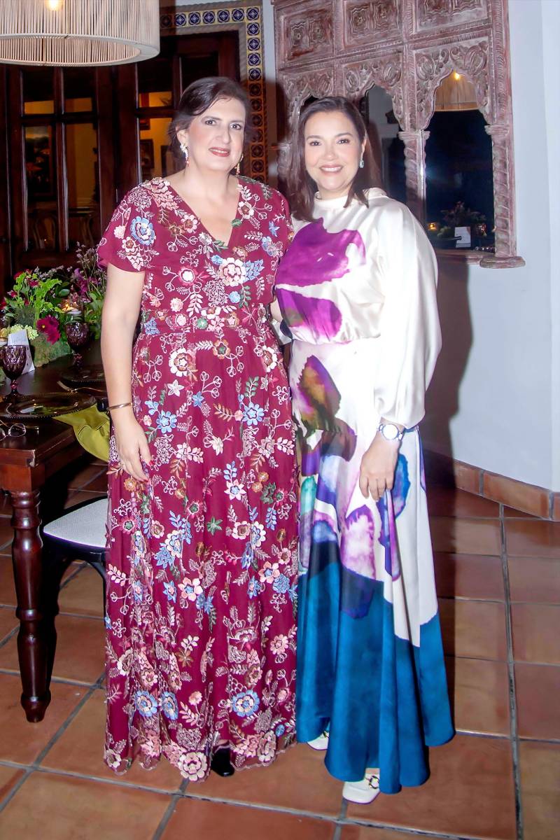  Rose Marie Hasbun de Simán y Ana Andonie.