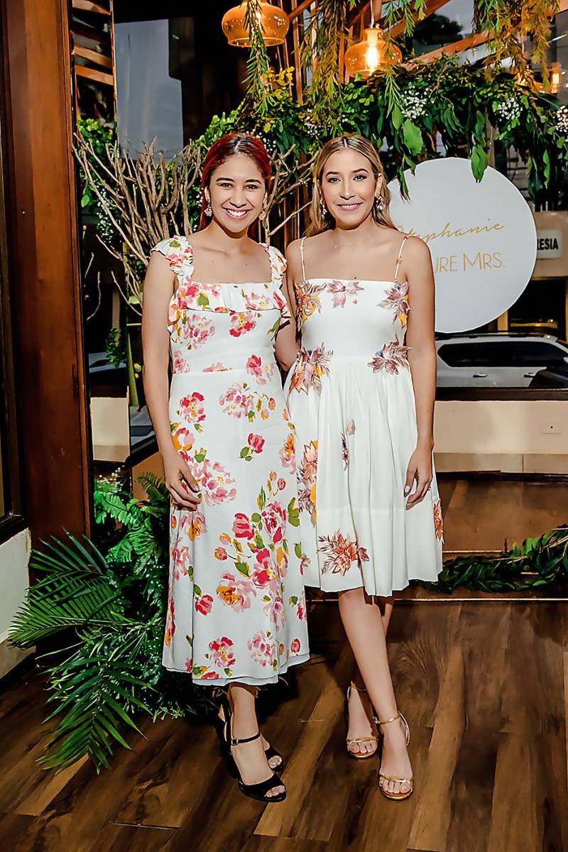 Gabriela Guevara y Stephanie Ewens.