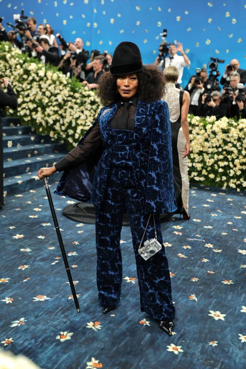 Angela Bassett.